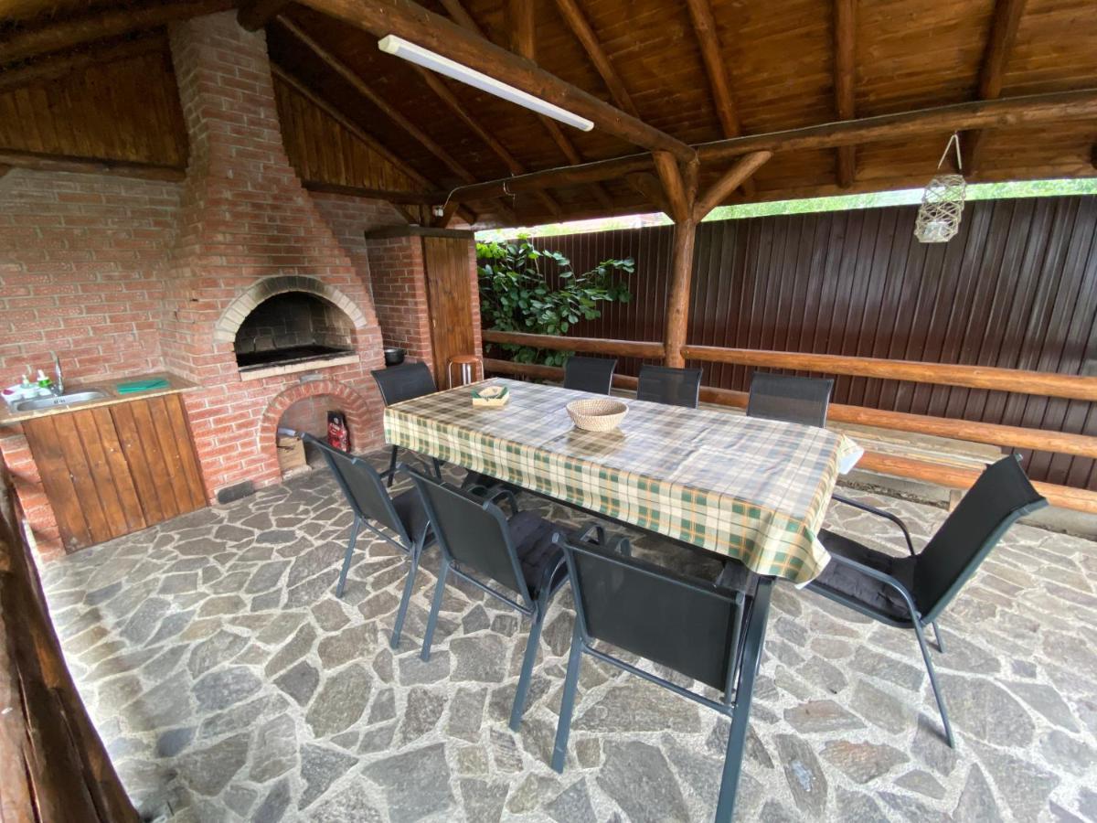 Pensiunea Xandra Hotel Corbi Exterior foto
