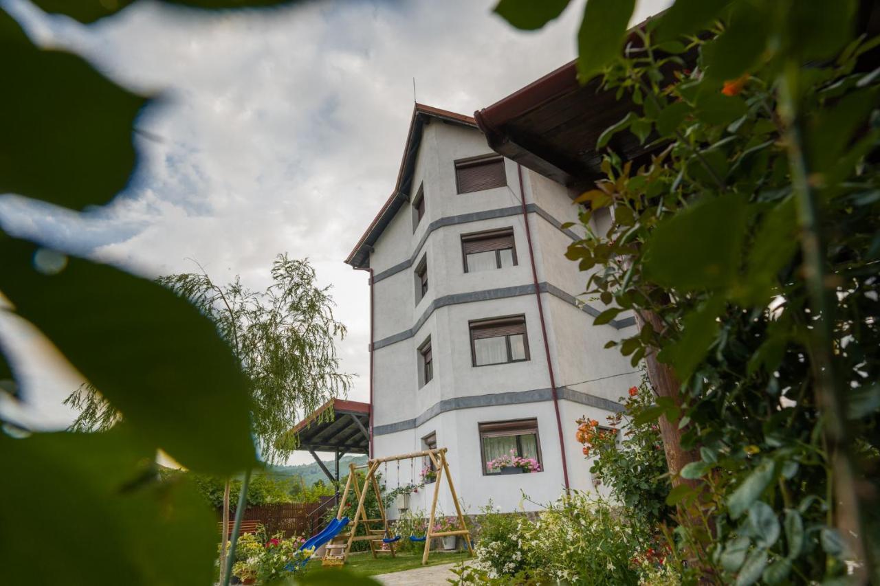 Pensiunea Xandra Hotel Corbi Exterior foto